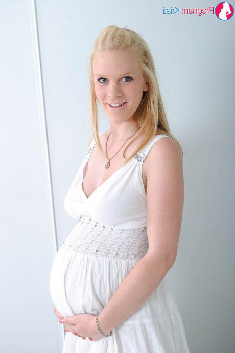 Беременная блондинка картинка 49