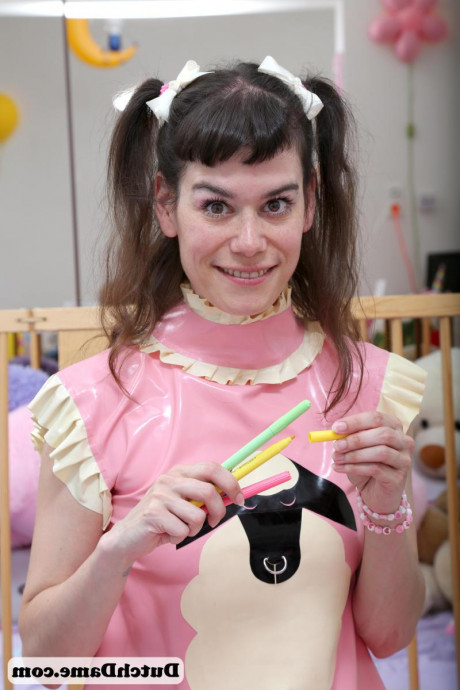 Латексная Лесбиянка картинка 7